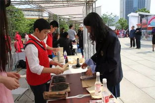 我市下城區(qū)第十七屆 教育超市 教育公園 咨詢服務(wù)活動(dòng)在武林廣場(chǎng)歡樂(lè)開(kāi)鑼