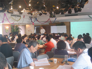 方圓標志集團2006年第二期審核員繼續(xù)教育培訓班結束_方圓標志認證集團 - 專業(yè)從事認證、認證培訓、管理咨詢、技術服務的企業(yè)集團